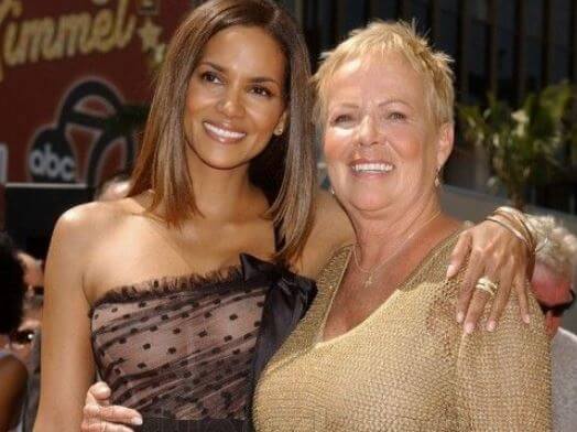 Judith Ann Hawkins with her daughter Halle Berry.